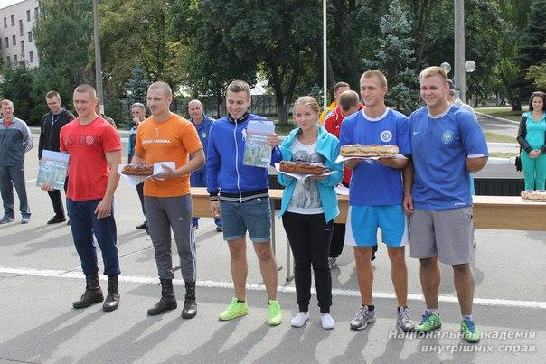 Традиційне свято сили та мужності