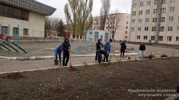 Весняна толока в ННІ № 3 НАВС