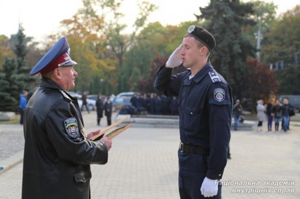 Передали справжній військовий дух