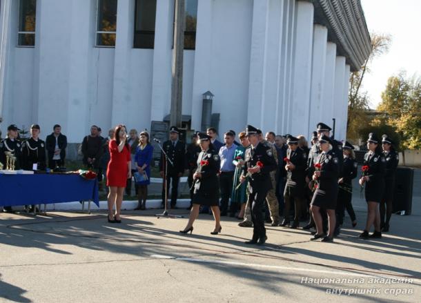 До дня захисника України в ННІ № 3 відкрили пам’ятний знак