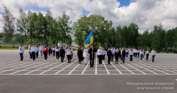 День вишиванки в ННІ № 1 НАВС