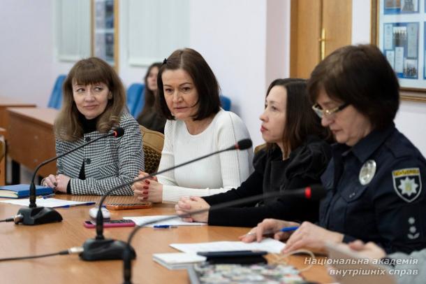 Мова має значення: у НАВС відбулася конференція до Міжнародного дня рідної мови Мова має значення: у НАВС відбулася конференція до Міжнародного дня рідної мови