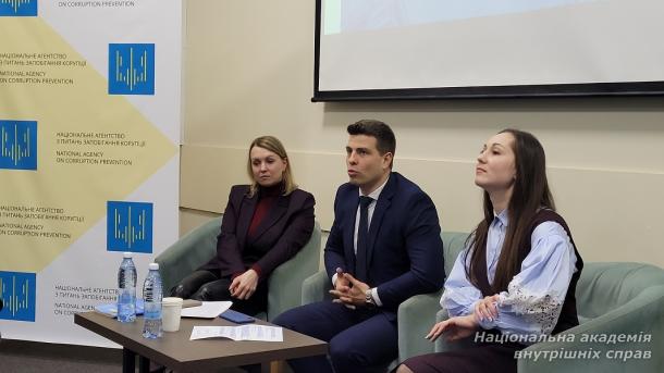 Покращення комунікації з антикорупційними уповноваженими