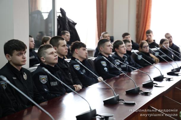 Пам’ятні заходи в НАВС до 4-ї річниці повномасштабного вторгнення рф в Україну Пам’ятні заходи в НАВС до 4-ї річниці повномасштабного вторгнення рф в Україну